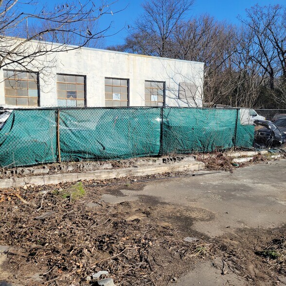 More Photos Of 3272 Bachelor St, East Point Land For Sale