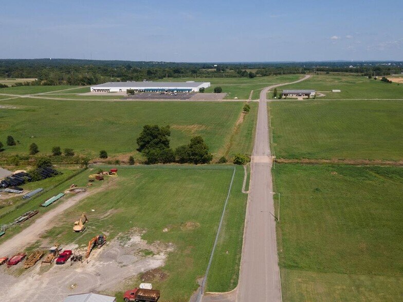 More Photos Of 905 Airport Parkway, Tahlequah Land For Sale