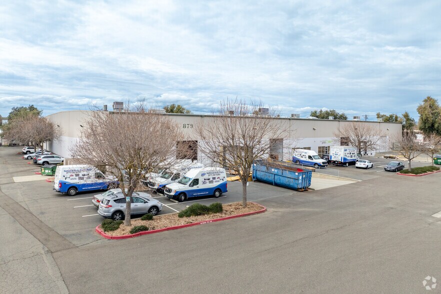 More Photos Of 879 F St, West Sacramento Warehouse For Lease