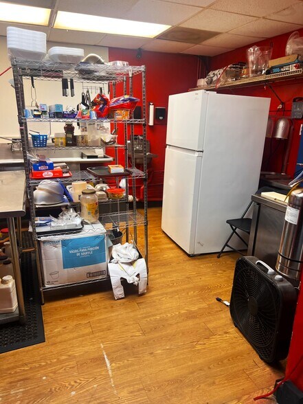 More Photos Of 112 Main St, Barnesville Restaurant For Sale