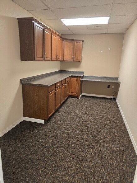 More Photos Of 7201-7205 Aloma Ave, Winter Park Office For Lease
