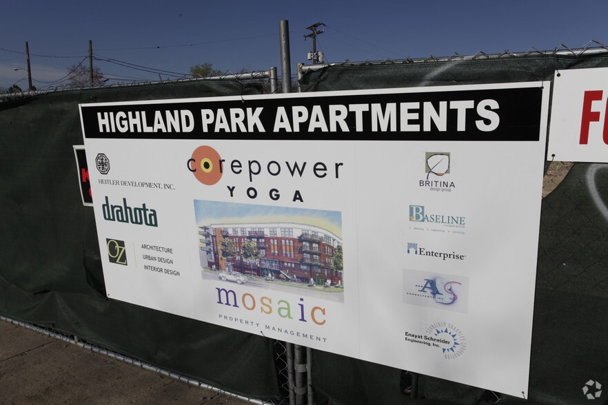 More Photos Of 2424-2434 W Caithness Pl, Denver Apartments For Lease