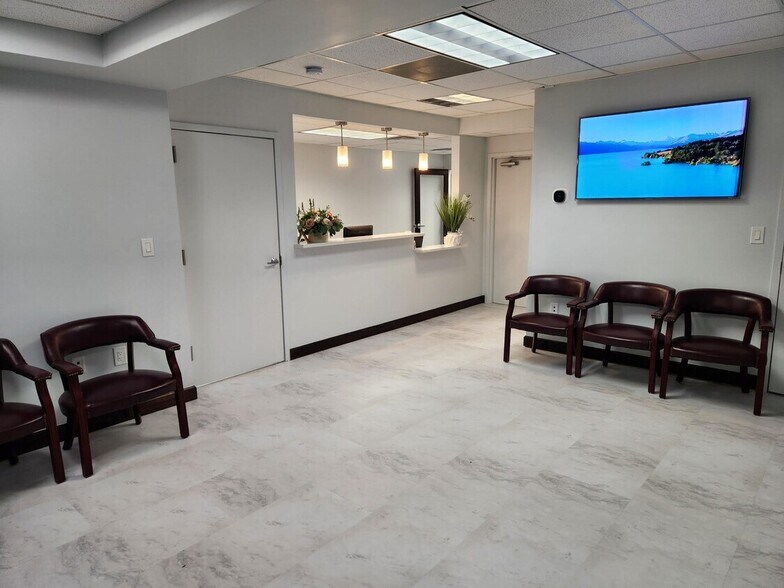 More Photos Of 225 Gordons Corner Rd, Manalapan Township Medical For Lease