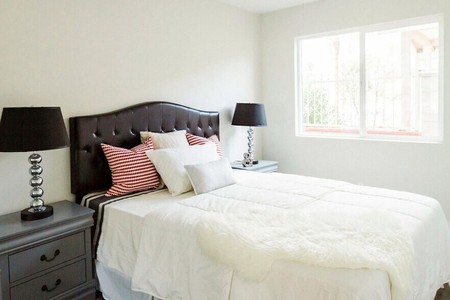 More Photos Of 3672 Percy St, Los Angeles Apartments For Sale