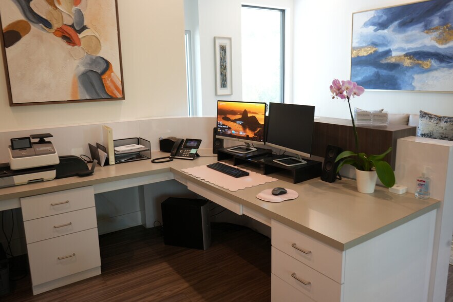 More Photos Of 13553 Atlantic Blvd, Jacksonville Office For Lease