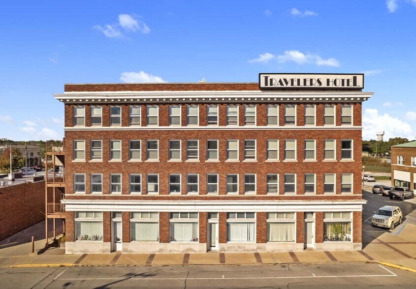 More Photos Of 301 W Washington, Kirksville Apartments For Sale