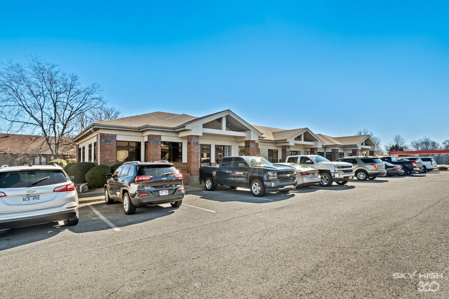 More Photos Of 3291 S Thompson St, Springdale Unknown For Lease