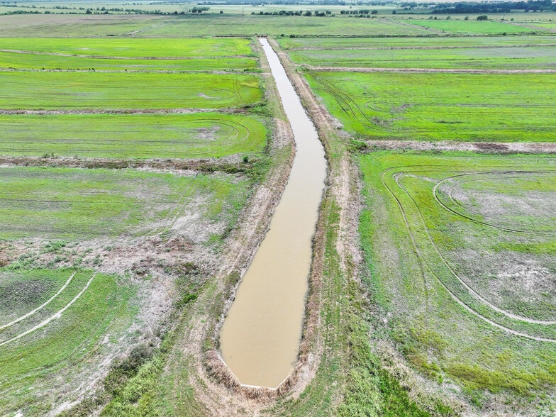 More Photos Of FM 1410 & IH-10, Winnie Land For Sale