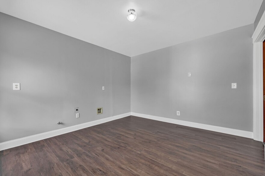 More Photos Of 4438 Pearl Rd, Cleveland Apartments For Sale