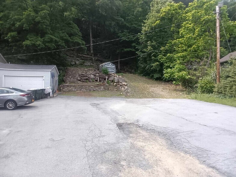 More Photos Of 655 Jersey Ave, Greenwood Lake Restaurant For Sale