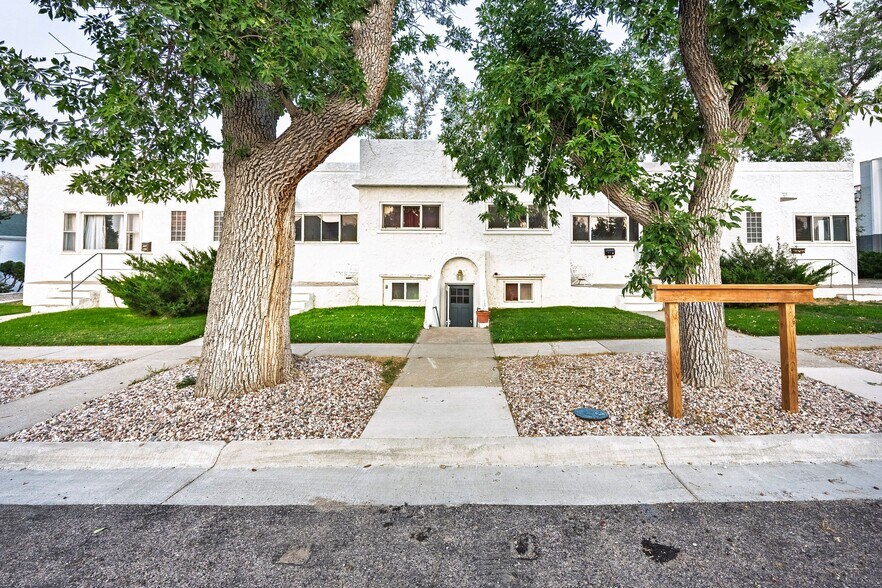 Primary Photo Of 404 10th St, Wheatland Apartments For Sale