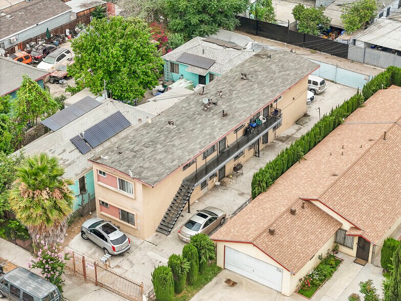 Primary Photo Of 9802 Graham Ave, Los Angeles Apartments For Sale