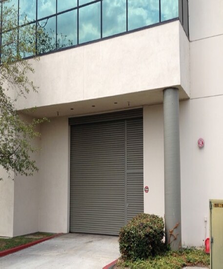 More Photos Of 3210 S Standard Ave, Santa Ana Warehouse For Sale