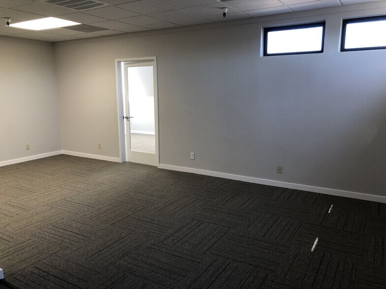 More Photos Of 1100 Lincoln Ave, Napa Medical For Lease