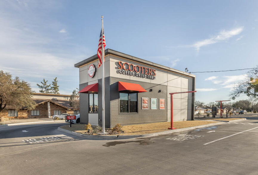 Primary Photo Of 8101 Indiana Ave, Lubbock Restaurant For Sale