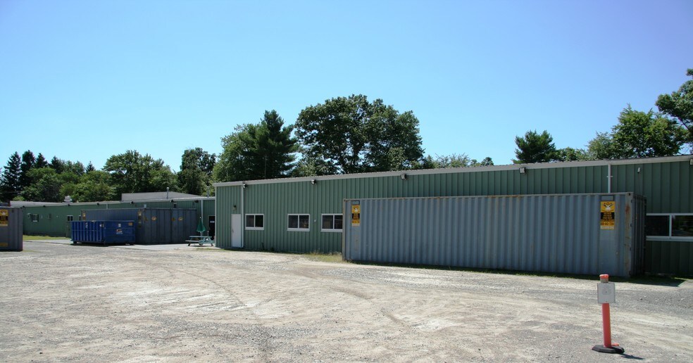 More Photos Of 9 Clayton Rd, Middleborough Manufacturing For Lease