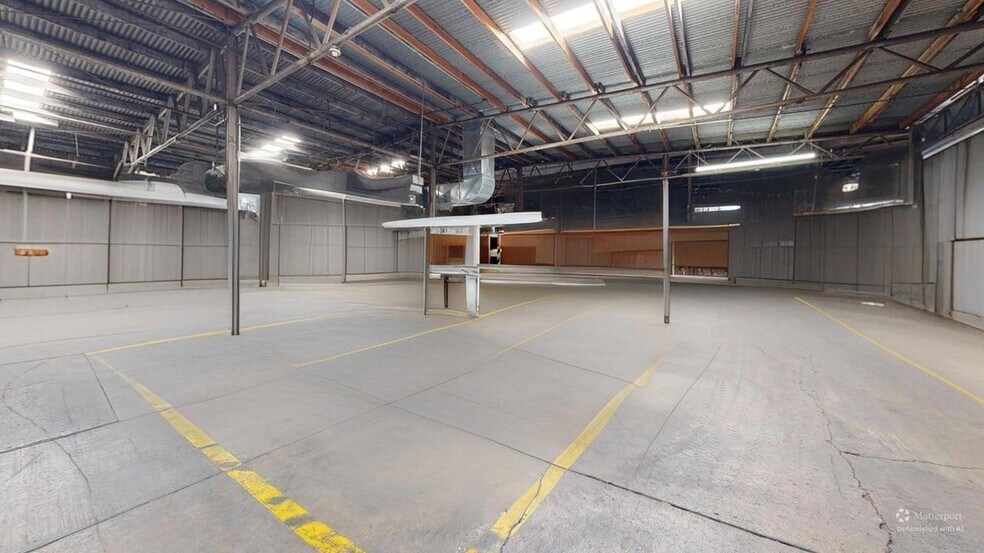 More Photos Of 1821 E Madison St, Phoenix Manufacturing For Sale