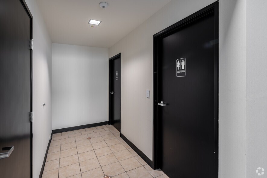 More Photos Of 1824 Kaiser Ave, Irvine Light Manufacturing For Lease