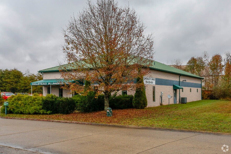 More Photos Of 109 Station Place Way, Hurricane Office For Sale