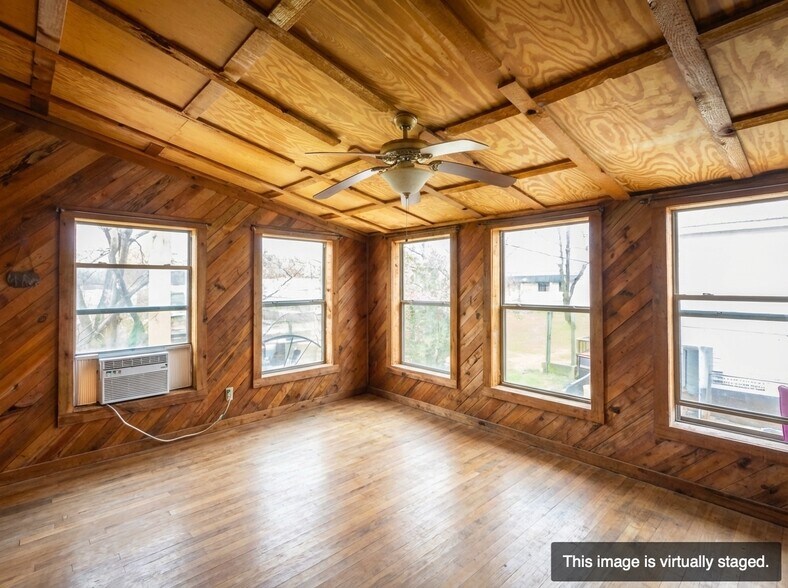 More Photos Of 250 Mail Route Rd, Fischer Land For Sale