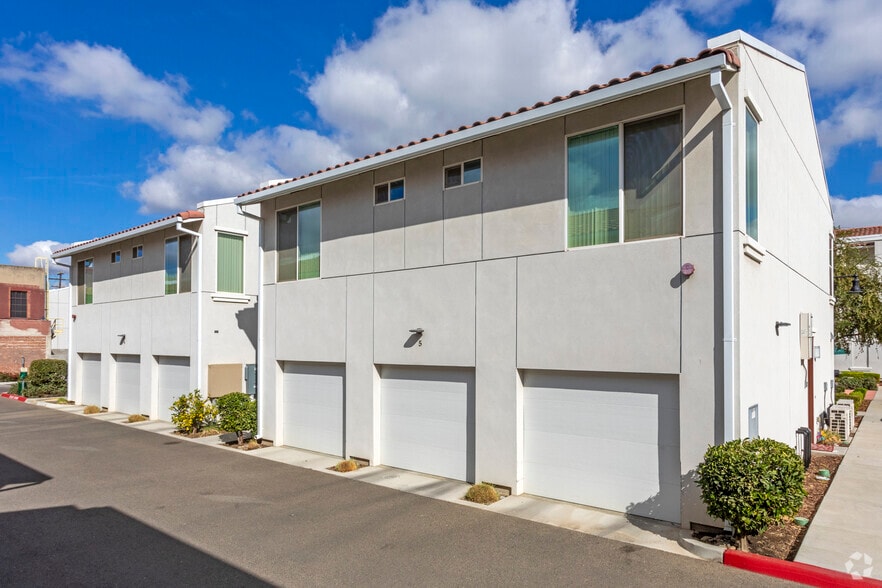 More Photos Of 1560 Fulton St, Fresno Apartments For Sale