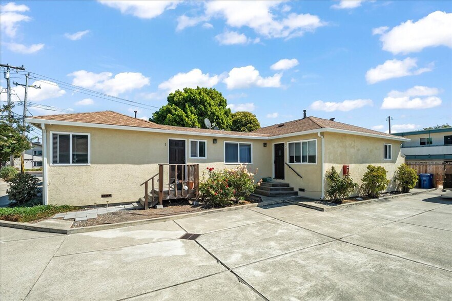 More Photos Of 26047 Gading Rd, Hayward Apartments For Sale