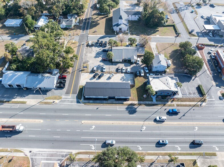 More Photos Of 439 SW Main Blvd, Lake City Office For Lease
