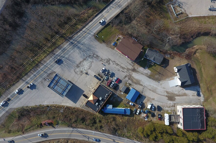 More Photos Of 1765 US 60, Hurricane Storefront Retail Residential For Sale