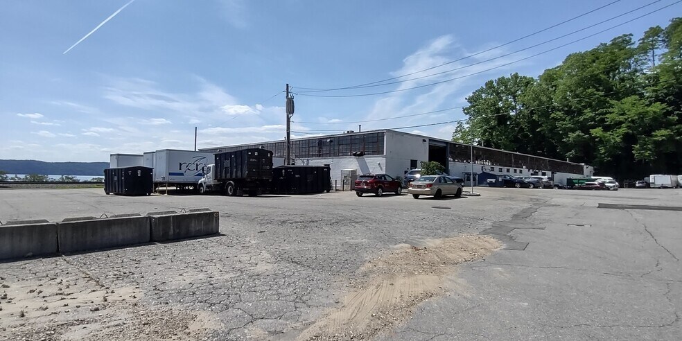 Primary Photo Of 97 N Water St, Ossining Warehouse For Lease