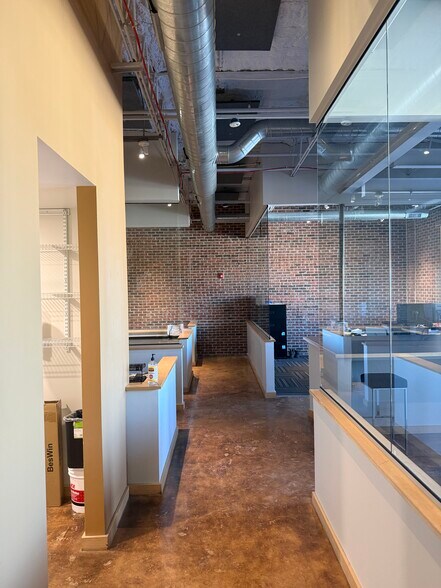 More Photos Of 80 Main St, Lemont Freestanding For Lease