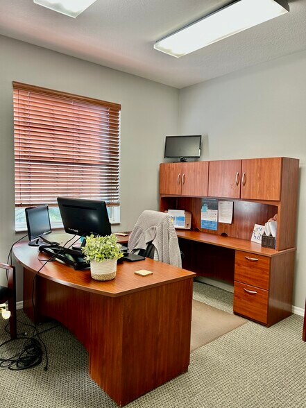 More Photos Of 10921 Countryway Blvd, Tampa Medical For Lease