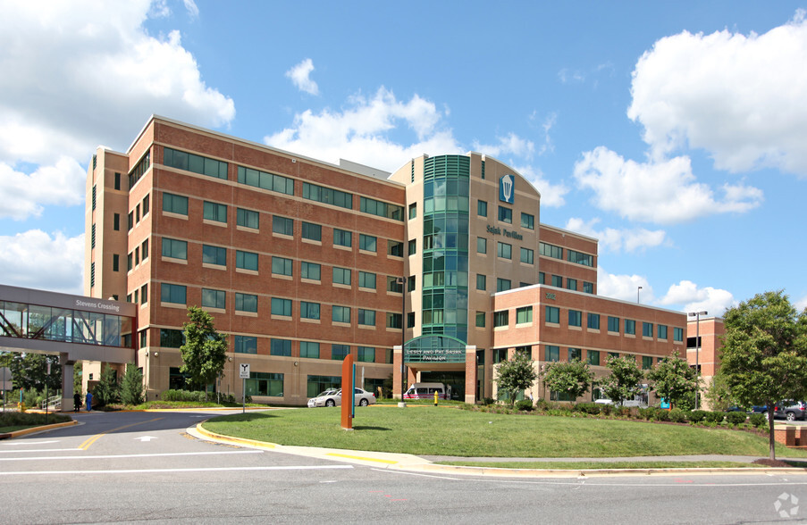 Primary Photo Of 2002 Medical Pky, Annapolis Hospital For Lease