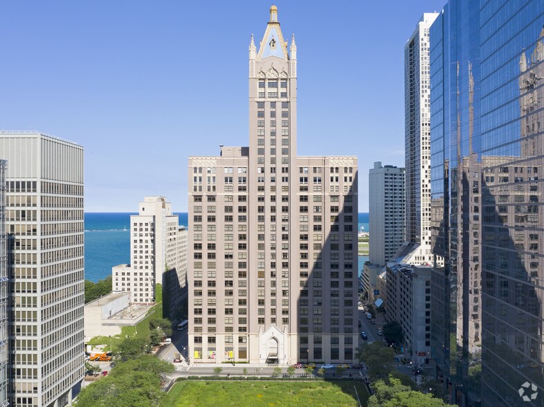 More Photos Of 680 N Lake Shore Dr, Chicago Medical For Lease