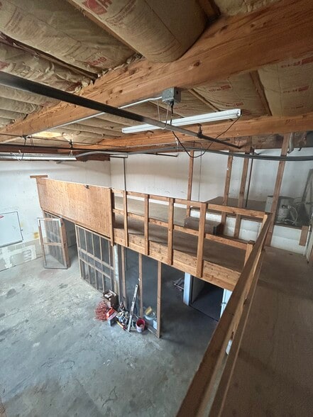 More Photos Of 1130 Industrial Ave, Petaluma Light Manufacturing For Sale