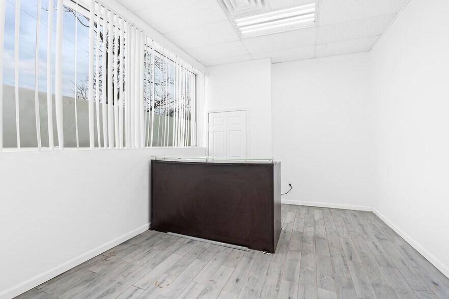 More Photos Of 1 W Englewood Ave, Englewood Freestanding For Lease