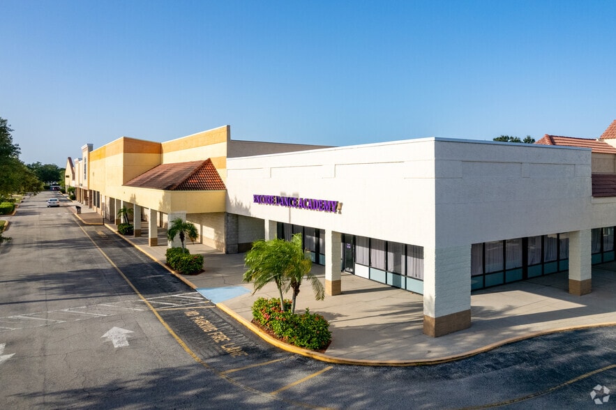 More Photos Of 1450 N Courtenay Pky, Merritt Island General Retail For Sale