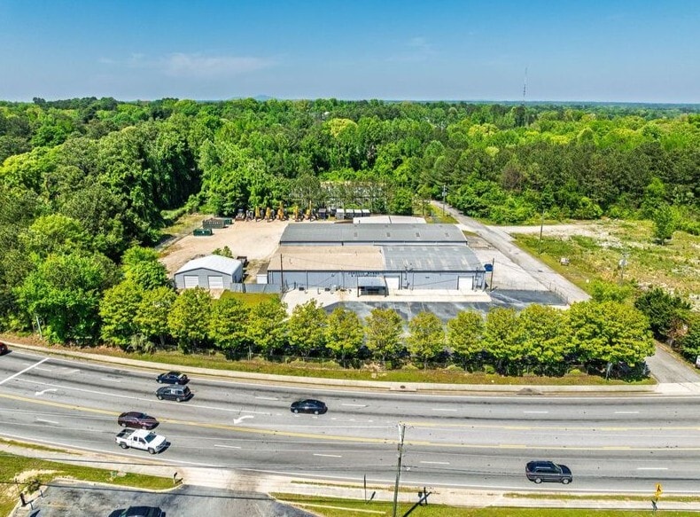 More Photos Of 140 Veterans Memorial Hwy, Mableton Warehouse For Lease