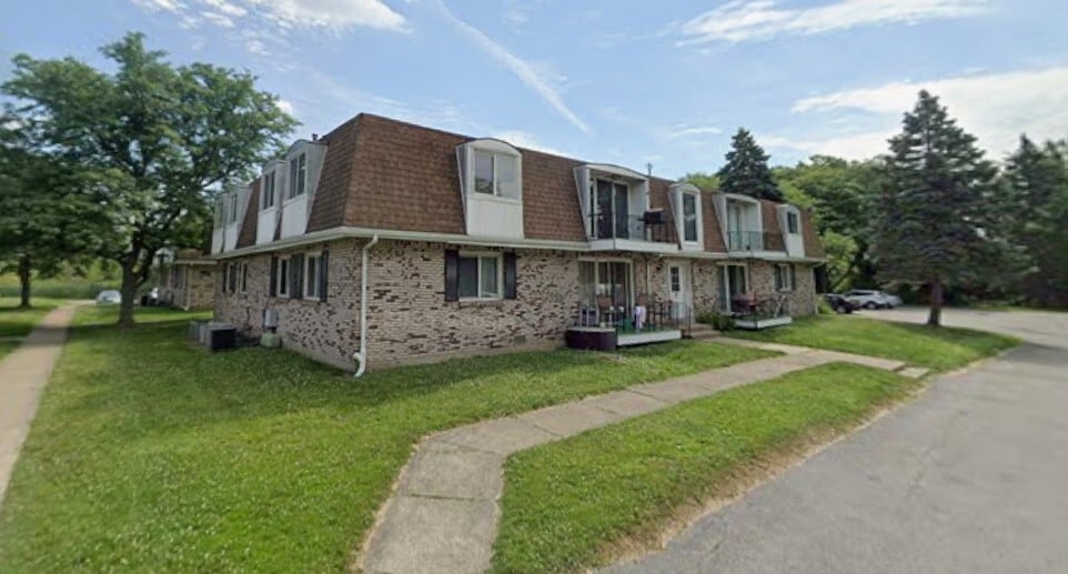 Primary Photo Of 61 S Fisher Rd, Buffalo Apartments For Sale