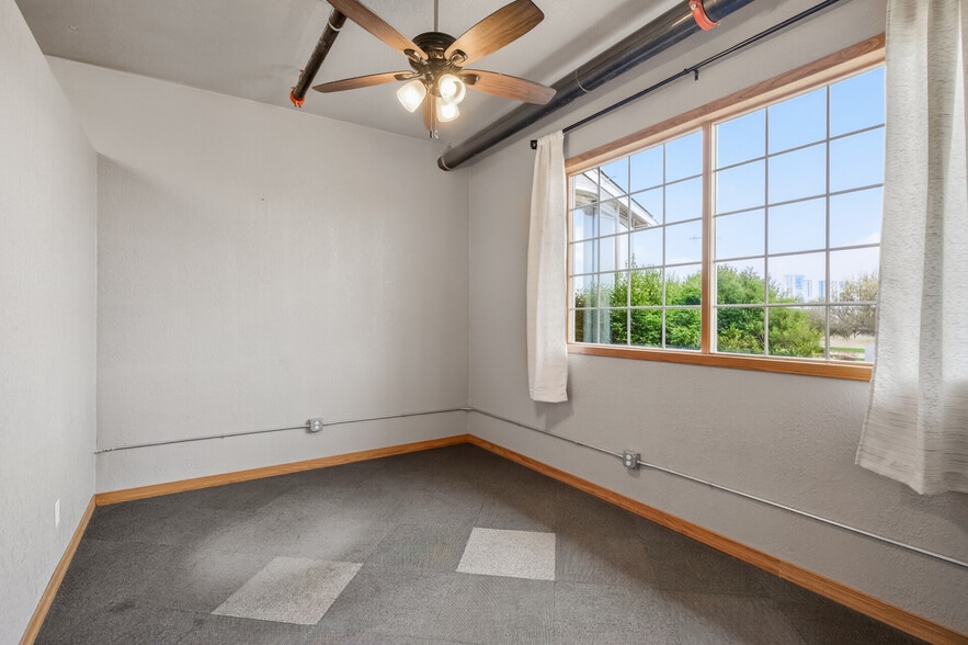 More Photos Of 1063-1123 Weir Dr, Woodbury Medical For Sale