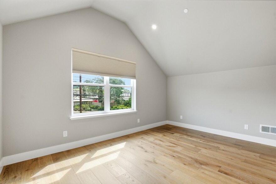 More Photos Of 47-49 Ursuline Rd, Santa Rosa Apartments For Sale