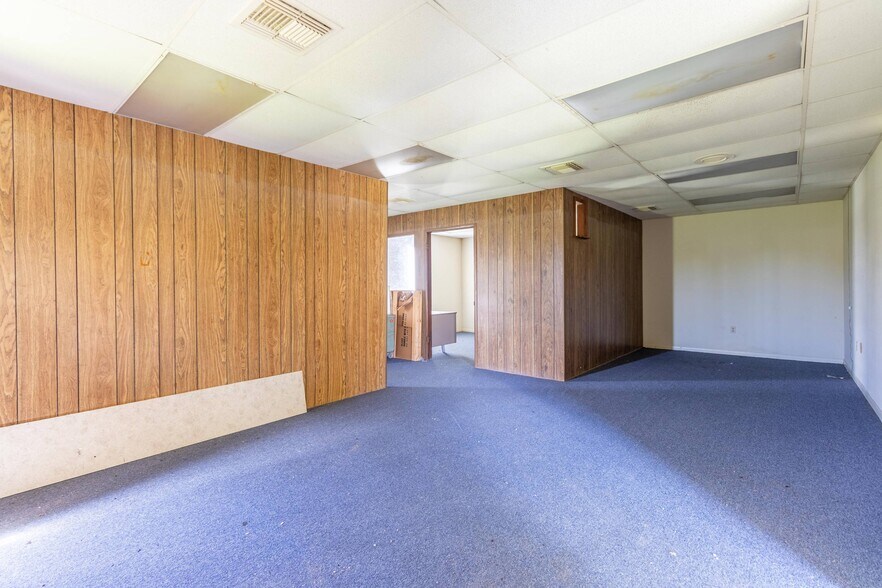 More Photos Of 5729 Texas st, Hitchcock Industrial For Lease