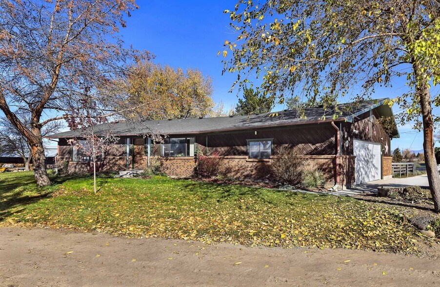 More Photos Of 1800 W Hubbard Rd, Kuna Industrial For Sale