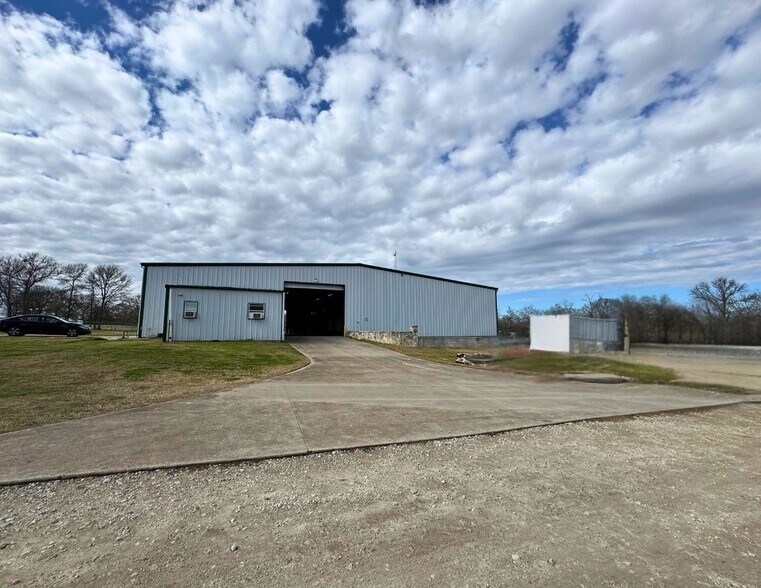 More Photos Of 7081 Old Reliance Rd, Bryan Industrial For Lease