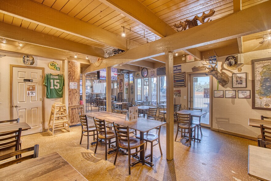 More Photos Of 4207 W White Mountain Blvd, Lakeside Restaurant For Sale