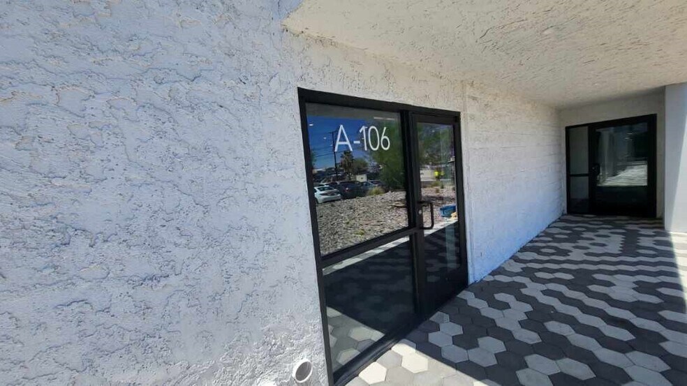 More Photos Of 5030 Paradise Rd, Las Vegas Unknown For Lease