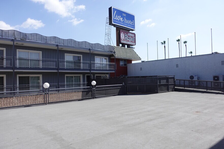 More Photos Of 1901-1903 W Olympic Blvd, Los Angeles Hotel For Lease