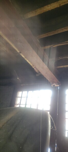 More Photos Of 2009-2011 E York St, Philadelphia Industrial For Sale
