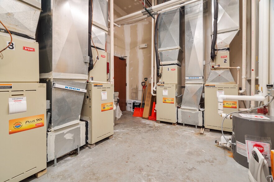 More Photos Of 3139 Voyager Dr, Green Bay Bank For Sale