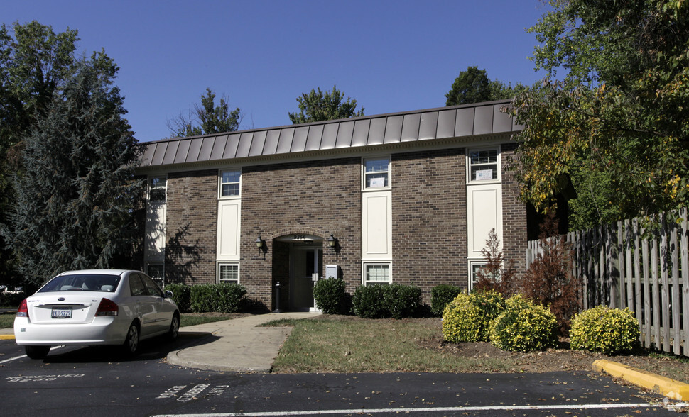 Primary Photo Of 9256 Mosby St, Manassas Office For Lease