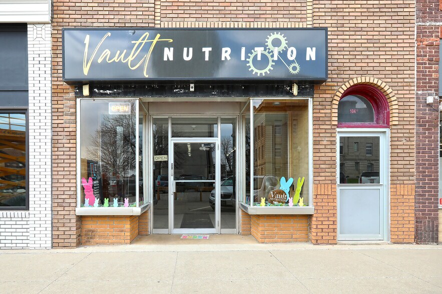 Primary Photo Of 104 N Wilson Ave, Jefferson Storefront For Sale